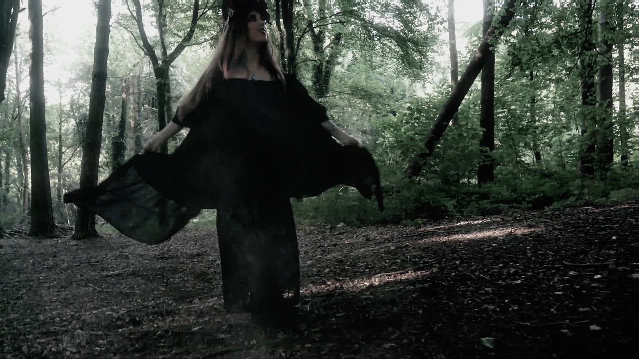 Cover frame from the music video The Enchanted Mirror In The Forest Extra Edit